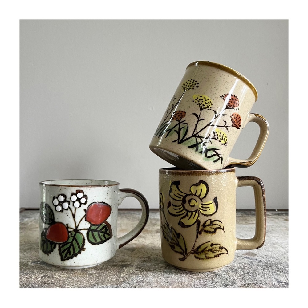 Vintage Hand Painted Floral Speckled 12 oz Stoneware Coffee Tea Mug Cups 3